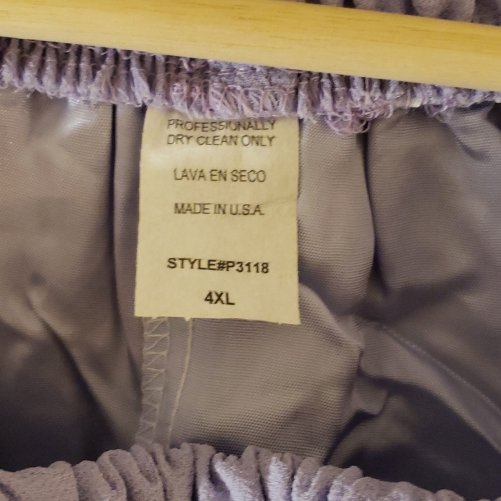 Dress - Picture 2 of 7